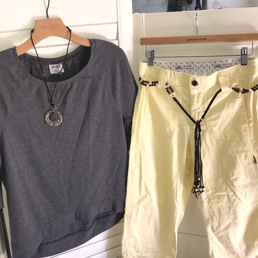 "Lee" Capris & "Danskin Now" shirt